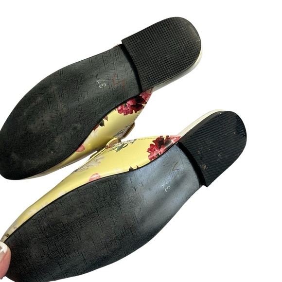 Calceo Yellow Bird Slip On Loafers Flats Sz EU 37 Sz 6.5 - Picture 9 of 9